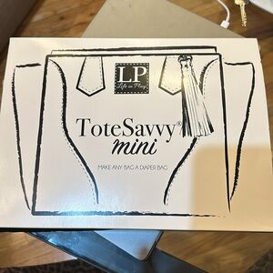 Brand New MINI Tote Savvy in Almond